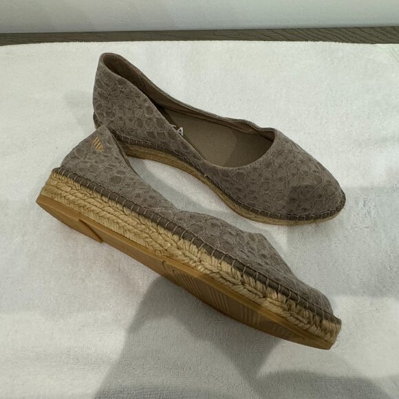 VISCATA Barcelona Women's Slip On Slides - Size 7 (37) - Picture 4 of 7